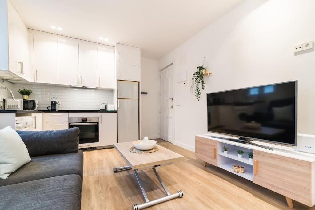 Amazing Apartment! Quiet And Bright, Madrid. Exterior photo
