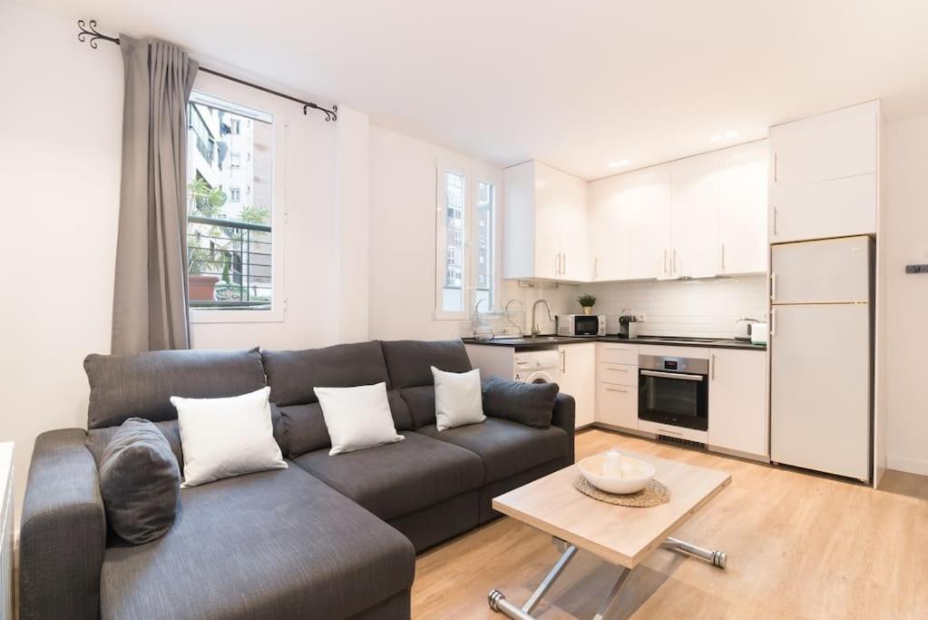 Amazing Apartment! Quiet And Bright, Madrid. Exterior photo