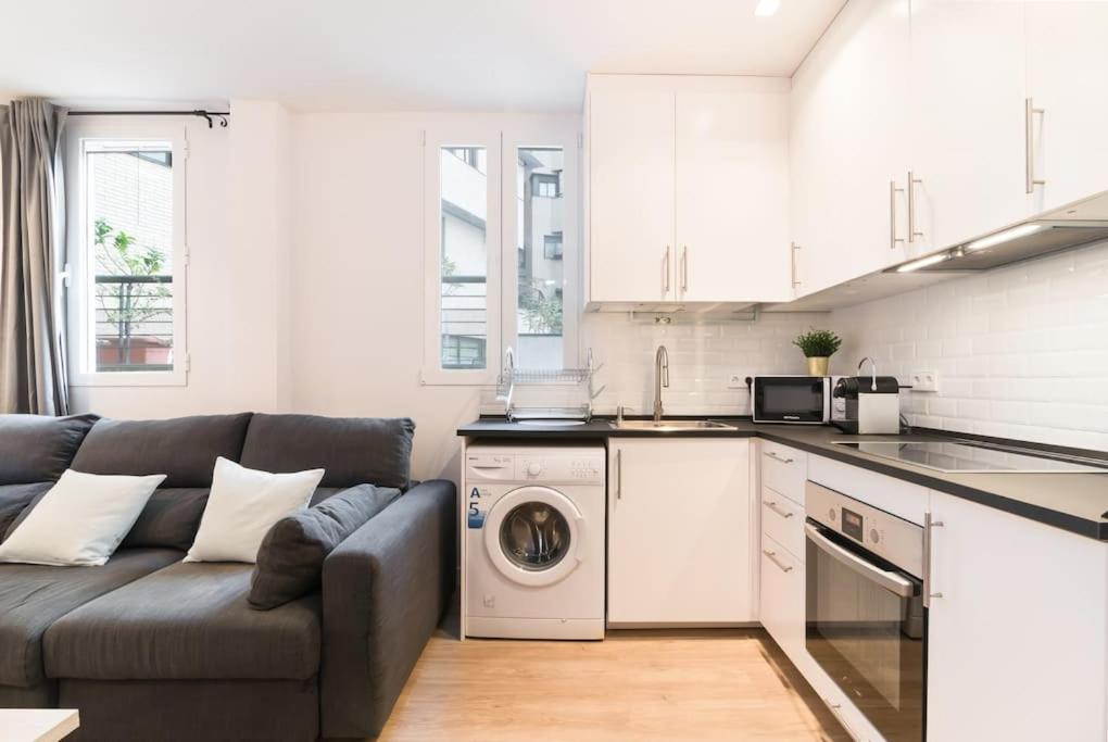 Amazing Apartment! Quiet And Bright, Madrid. Exterior photo